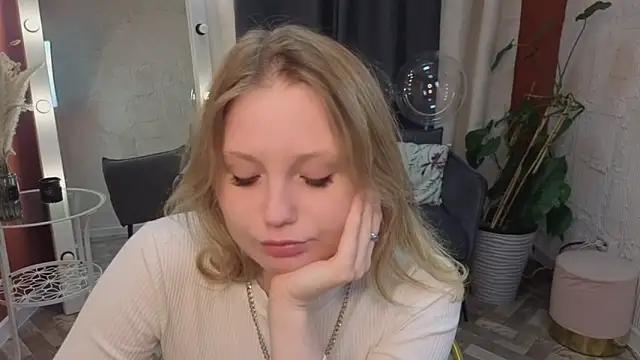 Sweet M1la online show from 03/01/26, 11:43