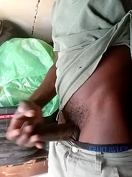 Snapshot of dicklife3485 chatting on 04/15/26, 09:48 dicklife3485 online show from 04/15/26, 09:48