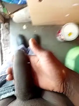 Snapshot of dicklife3485 chatting on 02/27/26, 09:31 dicklife3485 online show from 02/27/26, 09:31