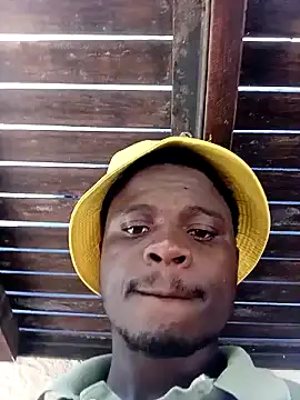 Snapshot of dicklife3485 chatting on 03/03/26, 08:32 dicklife3485 online show from 03/03/26, 08:32