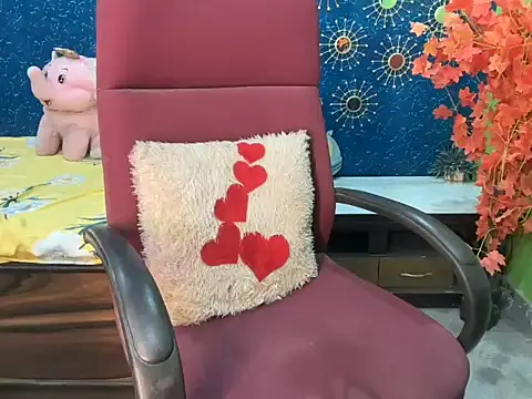 Snapshot of Brown-beauty chatting on 07/19/26, 02:58 Brown-beauty online show from 07/19/26, 02:58