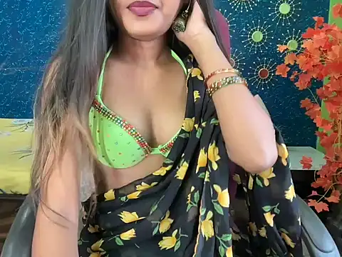 Snapshot of Brown-beauty chatting on 06/25/26, 01:05 Brown-beauty online show from 06/25/26, 01:05
