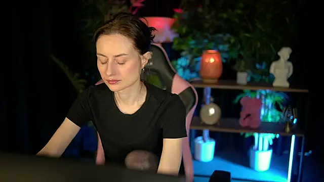 baby luna xo online show from 02/26/26, 09:53