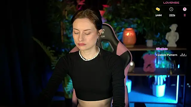 baby luna xo online show from 02/23/26, 09:54