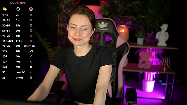 baby luna xo online show from 02/27/26, 09:53