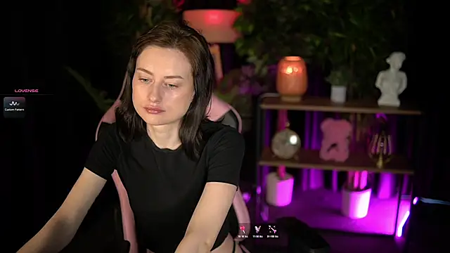 baby luna xo online show from 02/18/26, 09:50