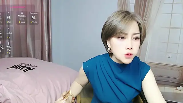 Snapshot of lucyyanyan chatting on 04/18/26, 02:14 lucyyanyan online show from 04/18/26, 02:14