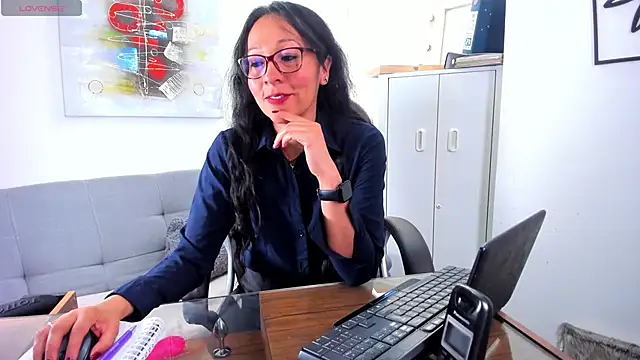 loretta fraser online show from 05/28/26, 01:06