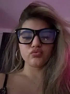 LilaMason online show from 03/24/26, 10:43