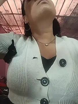 keileen luna online show from 06/10/26, 06:53