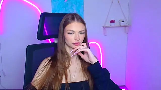 Lina Loveuu online show from 03/04/26, 12:13