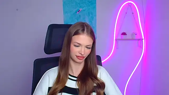 Lina Loveuu online show from 03/25/26, 12:59