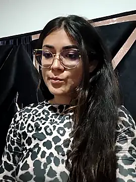 Snapshot of Freyarosse chatting on 02/23/26, 11:00 Freyarosse online show from 02/23/26, 11:00