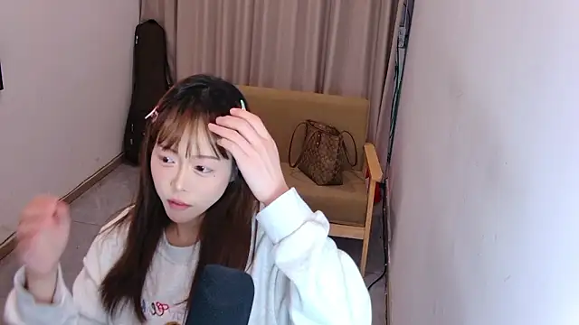 yuki-888 online show from 03/24/26, 11:43