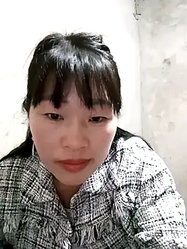 Snapshot of Nga_x9 chatting on 01/18/26, 06:06 Nga x9 online show from 01/18/26, 06:06