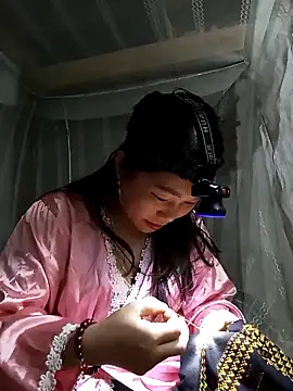 Snapshot of Nga_x9 chatting on 02/13/26, 12:38 Nga x9 online show from 02/13/26, 12:38