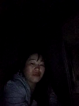 Snapshot of Nga_x9 chatting on 02/24/26, 10:43 Nga x9 online show from 02/24/26, 10:43