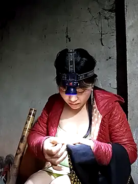 Snapshot of Nga_x9 chatting on 02/02/26, 10:42 Nga x9 online show from 02/02/26, 10:42