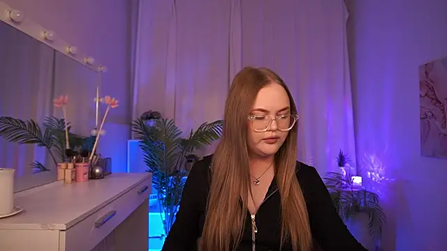 FeliciaLorne online show from 01/18/26, 12:19