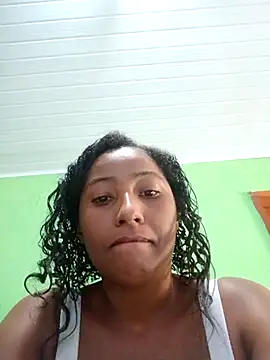 MichelyMaia online show from 01/13/26, 03:27