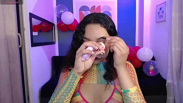 Nyxx Velariia online show from 02/18/26, 02:24