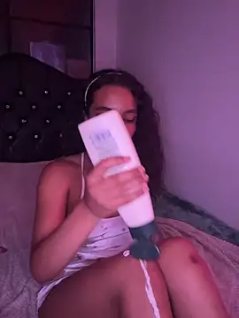 Nyxx Velariia online show from 03/11/26, 04:06