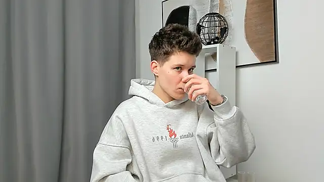 Snapshot of MarcyRoches chatting on 01/15/26, 02:09 MarcyRoches online show from 01/15/26, 02:09