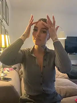 Snapshot of NovaLushhh chatting on 02/24/26, 04:41 NovaLushhh online show from 02/24/26, 04:41