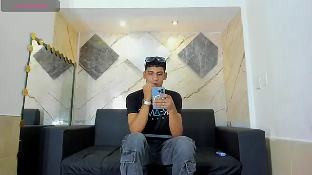 ALEX KEITH26 online show from 03/19/26, 07:36