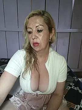 SofiaMilfx69 online show from 04/16/26, 09:50