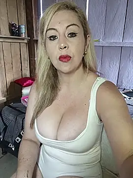 SofiaMilfx69 online show from 04/11/26, 12:09