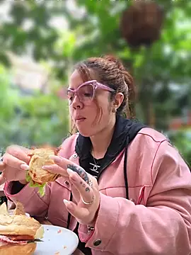 dani ferreer1 online show from 03/17/26, 05:27