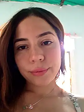 dani ferreer1 online show from 05/20/26, 04:04