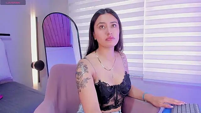 laila  sub  online show from 03/07/26, 01:49