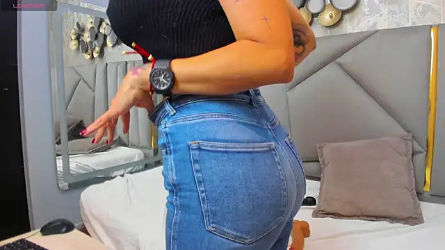 Gabby santos  online show from 04/02/26, 11:50