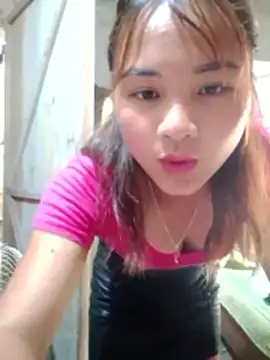 Lisakeem online show from 05/18/26, 07:24