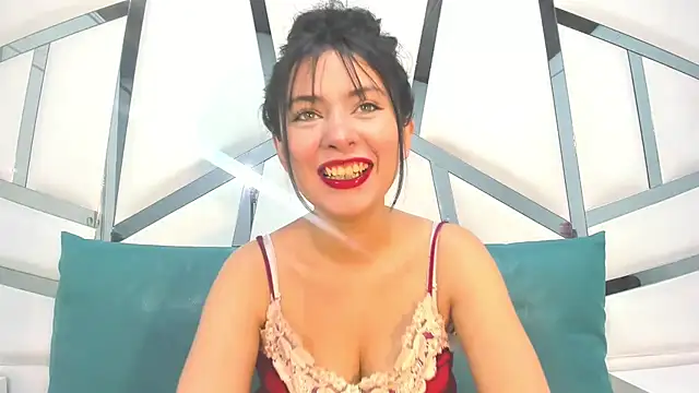 Snapshot of chrisstin_foxx chatting on 02/18/26, 04:10 chrisstin foxx online show from 02/18/26, 04:10