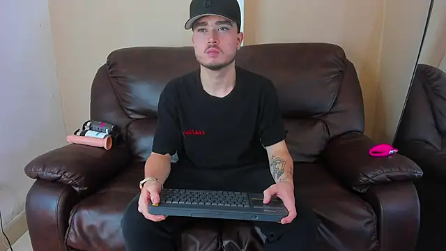 Salvattore Muller online show from 04/13/26, 10:25