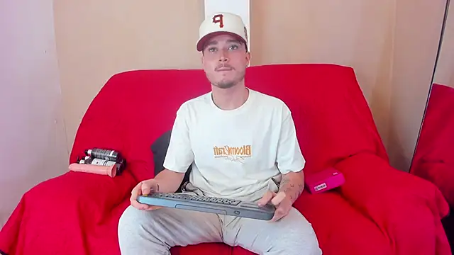 Salvattore Muller online show from 04/09/26, 05:41