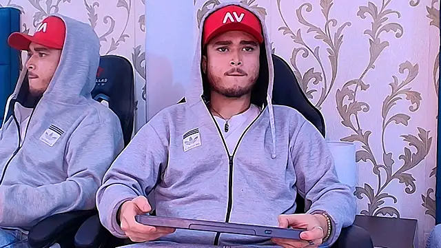 Snapshot of Salvattore_Muller chatting on 02/07/26, 02:41 Salvattore Muller online show from 02/07/26, 02:41