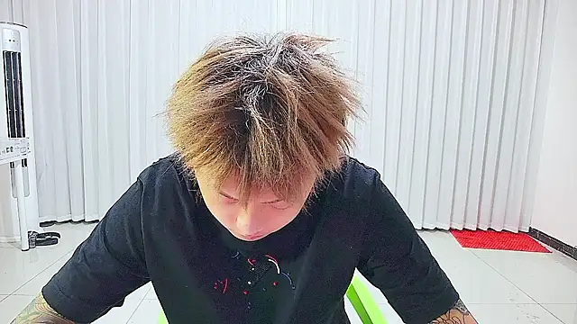 Chocolates-001 online show from 07/15/26, 01:07