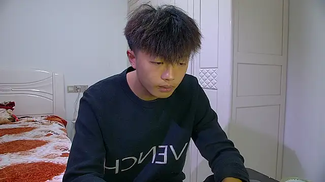 Chocolates-001 online show from 01/16/26, 10:52