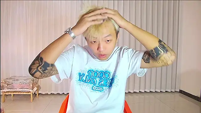 Chocolates-001 online show from 04/10/26, 11:50