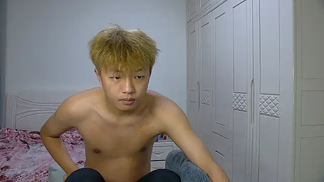 Chocolates-001 online show from 02/13/26, 11:43