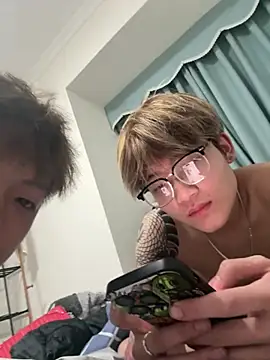 Chocolates-001 online show from 02/06/26, 08:38