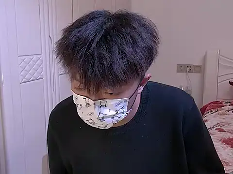 Chocolates-001 online show from 01/15/26, 11:02