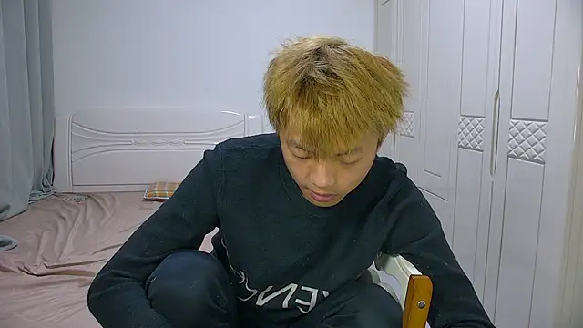 Chocolates-001 online show from 02/23/26, 11:22