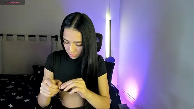 ella  olmos online show from 03/20/26, 02:18