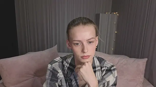 kittie like18 online show from 02/05/26, 01:12