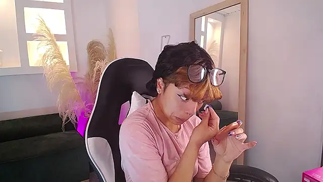 melodyy as online show from 03/17/26, 01:14